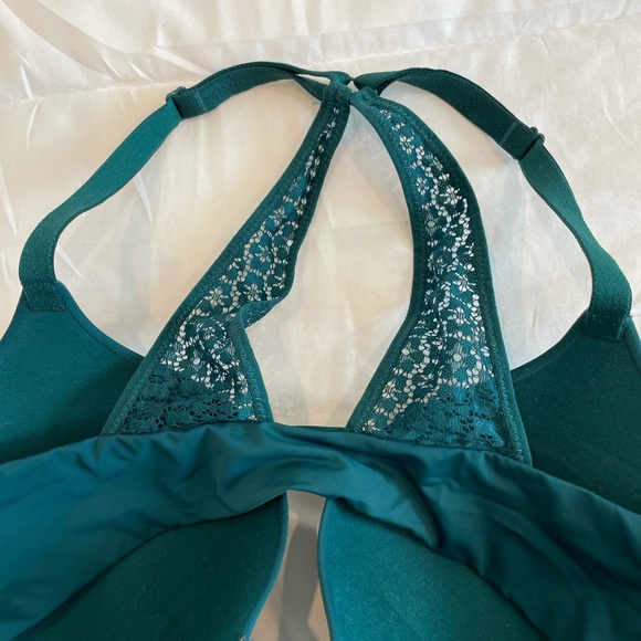 NWOT Victoria Secret - BACK LACE 34D - Picture 3 of 6